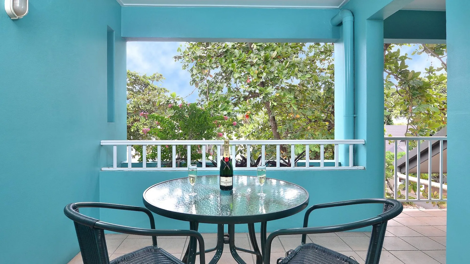 Le Cher Du Monde Adults Only Port Douglas 4*,  Australia