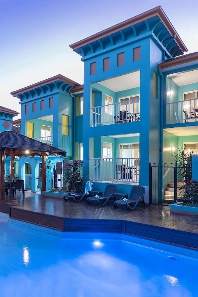 Le Cher Du Monde Adults Only Port Douglas Aparthotel