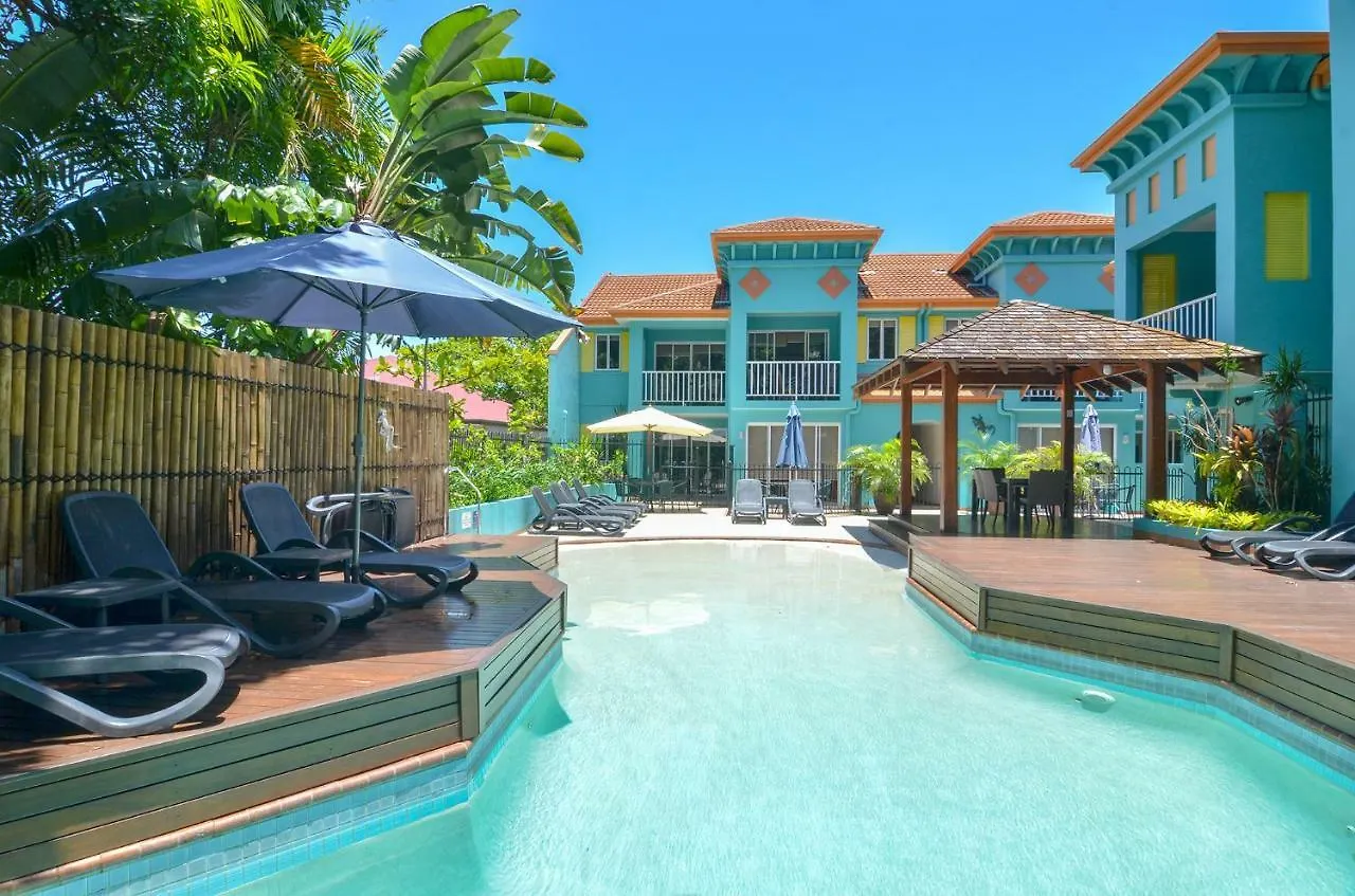 Le Cher Du Monde Adults Only Port Douglas Aparthotel